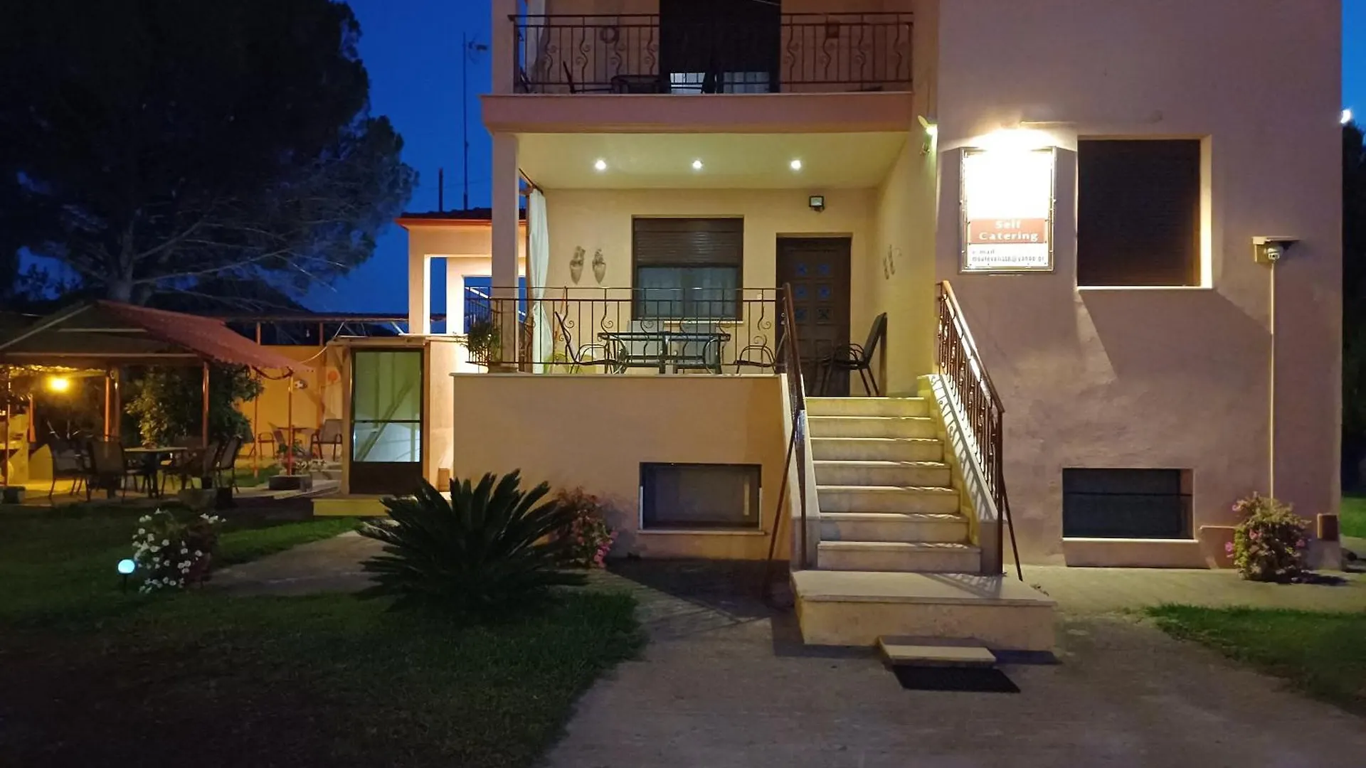 Πανσιόν Villa Angela Συκιά